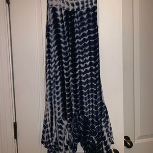 Umgee navy and white tie-dye dress